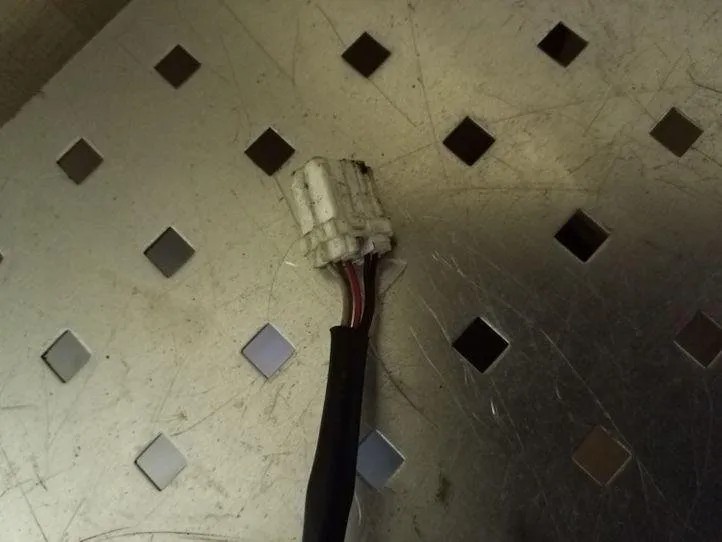 Nissan Note E11, NE11 exterior mirror left 1.5 diesel 66kw 2006 26066744 thumbnail 3