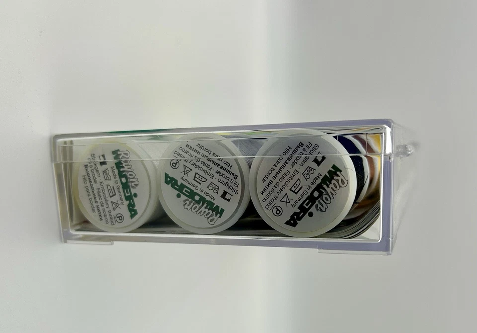 New Madeira 100% Rayon Metallic Colors Embroidery Thread 18 Spools 200m Sewing - Image 4 of 4