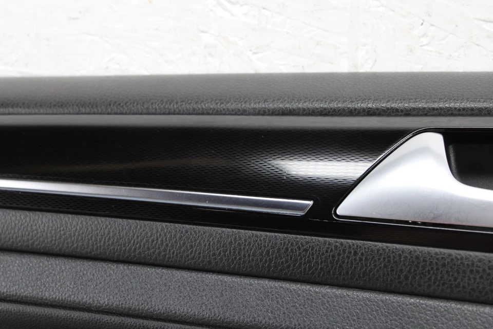 2015-2017 Volkswagen GTI Front Left Door Panel OEM MH61 - Image 4 of 4