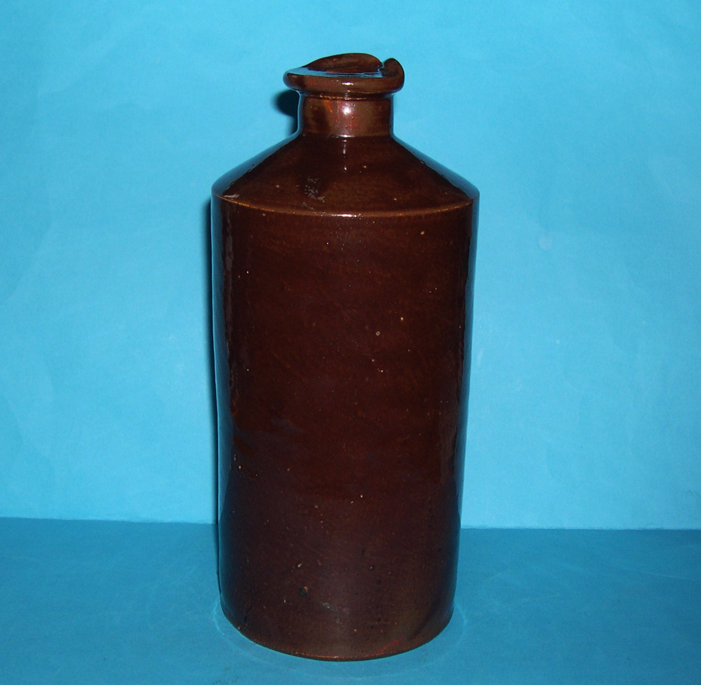 Vintage Doulton Lambeth Handsome Stoneware Ink Bottle (Patt No. 28