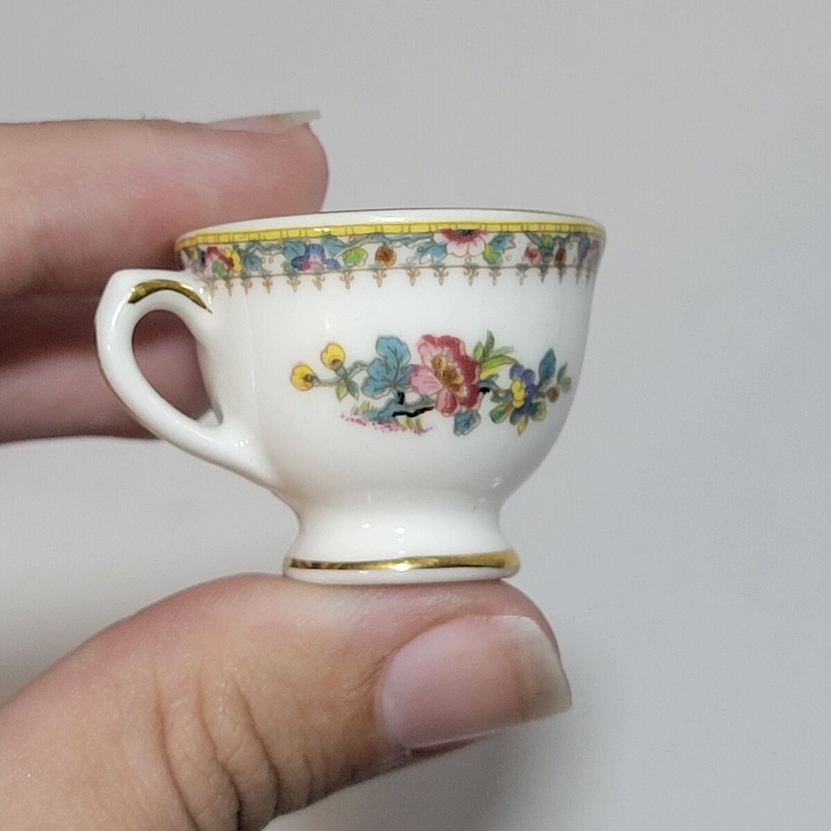 Coalport Ming Rose Miniature Cup & Saucer Set Vintage Floral Coalport Ming Rose Miniature Cup & Saucer Set Vintage Floral