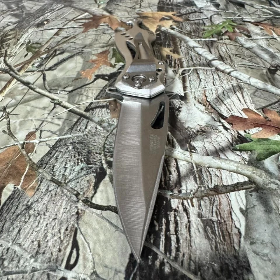 Navaja de bolsillo plegable MTech Ballistic PLATA TITANIO abridor de botellas con resorte Foto 4 de 4