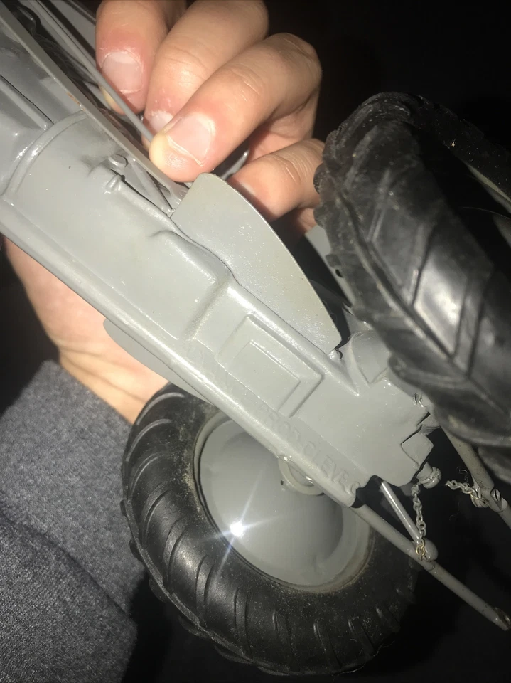 Tractor de zinc fundido Ferguson de los años 40 de Advanced Products juguete agrícola de colección CON CAJA Foto 3 de 4