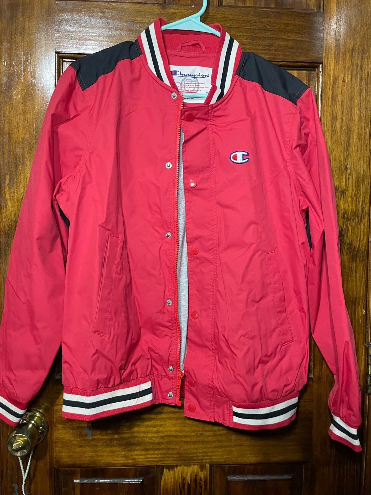 TRES RARE Veste universitaire en satin Supreme x Champion   Rouge/Noir (sortie 2015)   S