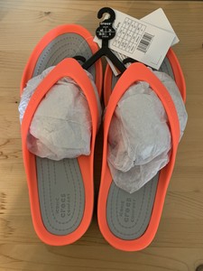 crocs swiftwater flip womens