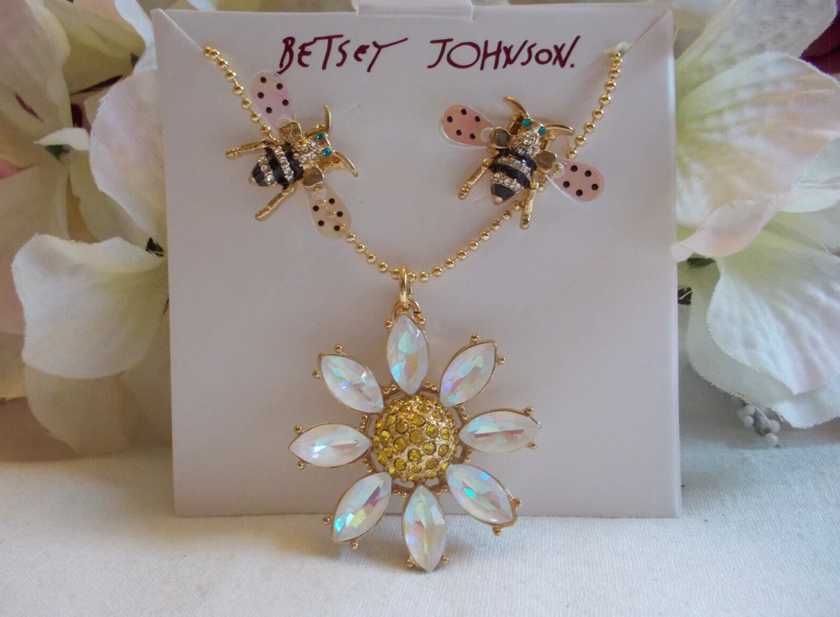Betsey johnson sunflower necklace deals