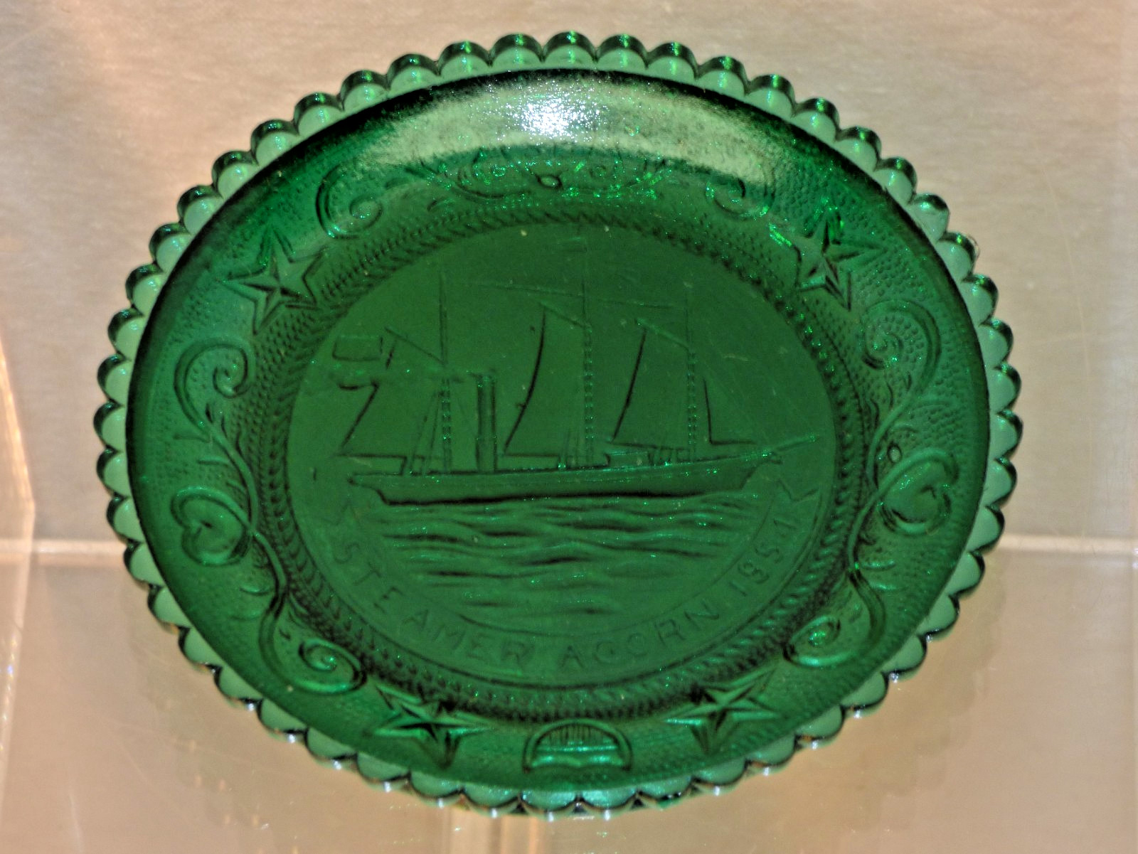 Vintage Pairpoint 3 1/2" Green Glass CUP PLATE Steamer Acorn 1854