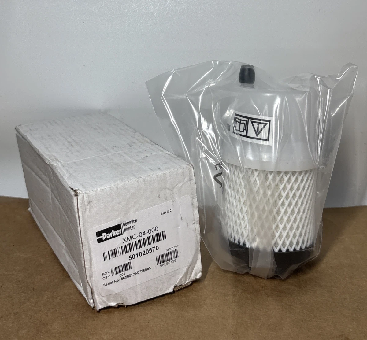 Wilkerson XMC-04-000 Exhaust Silencer Mist Eliminator 1/2” NPT photo 1