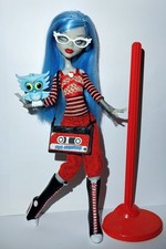 Monster High Ghoulia Yelps Basic Puppe mit Zubehör Mattel