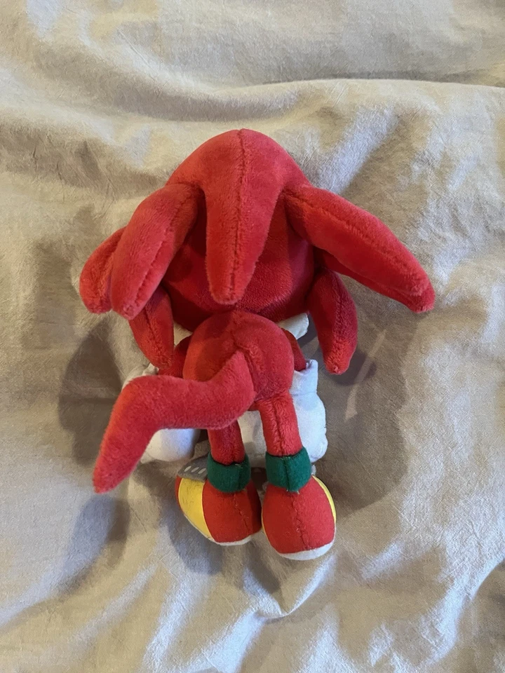Sanei Knuckles Plush 2007 SIZE S - Image 3 of 4