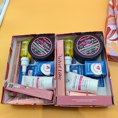 Blissim Box mit 7 Produkten siehe Bilder (sie erhalten eine Box) (Set6)