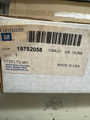 GM 15752058 GM Topkick Kodiak Mirror L or R W/Signal, W/Heated 1988-2007 NOS