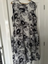 RJR.John Rocha Women's Grey Floral Dress Size 18 Short Sleeve Evening Dress New