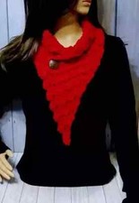 crochet womans handmade button cowl scarf christmas blocks red new
