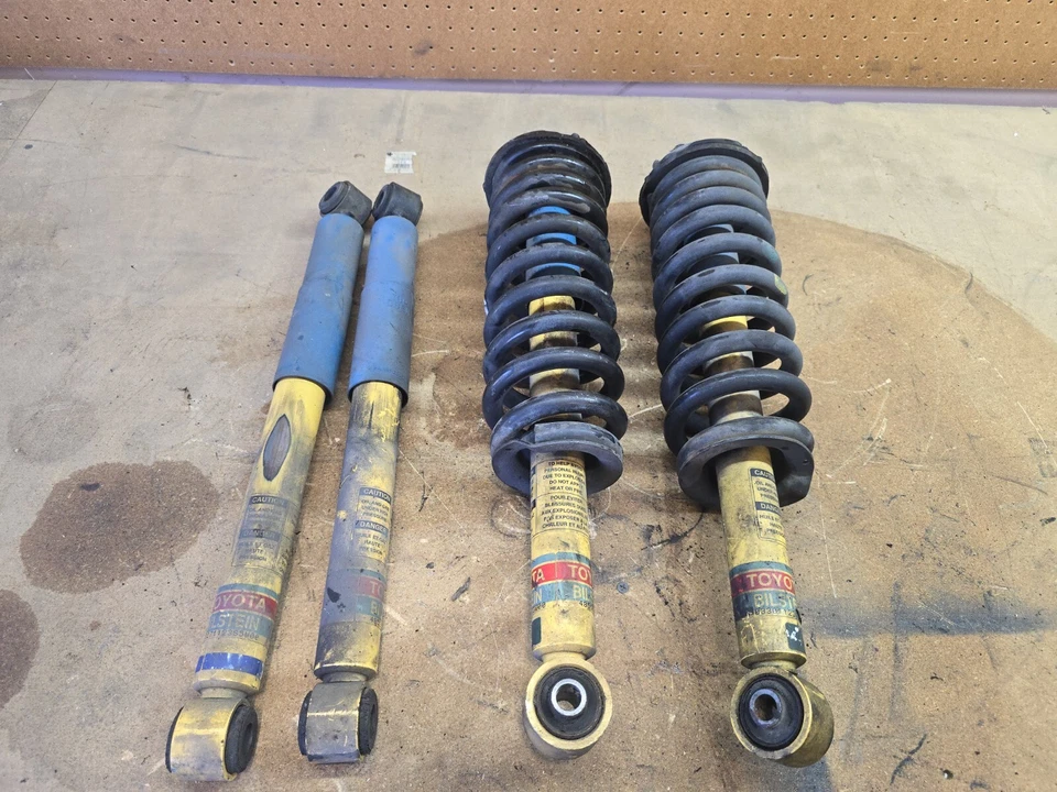 Toyota Tacoma 2001-2004 4x4 Bilstein SHOCKS PUNTAL SET CABINA EXTRA V20 Foto 2 de 4