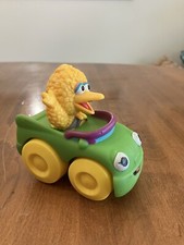 Big Bird 2011 Hasbro 4" Action Figure Car Sesame Street Workshop Green Purple