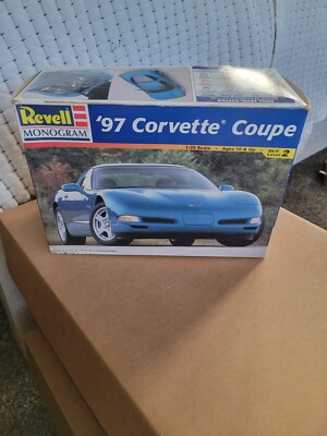 Revell Monogram '97 Corvette Coupe.  1:25.  85-2490 Sealed