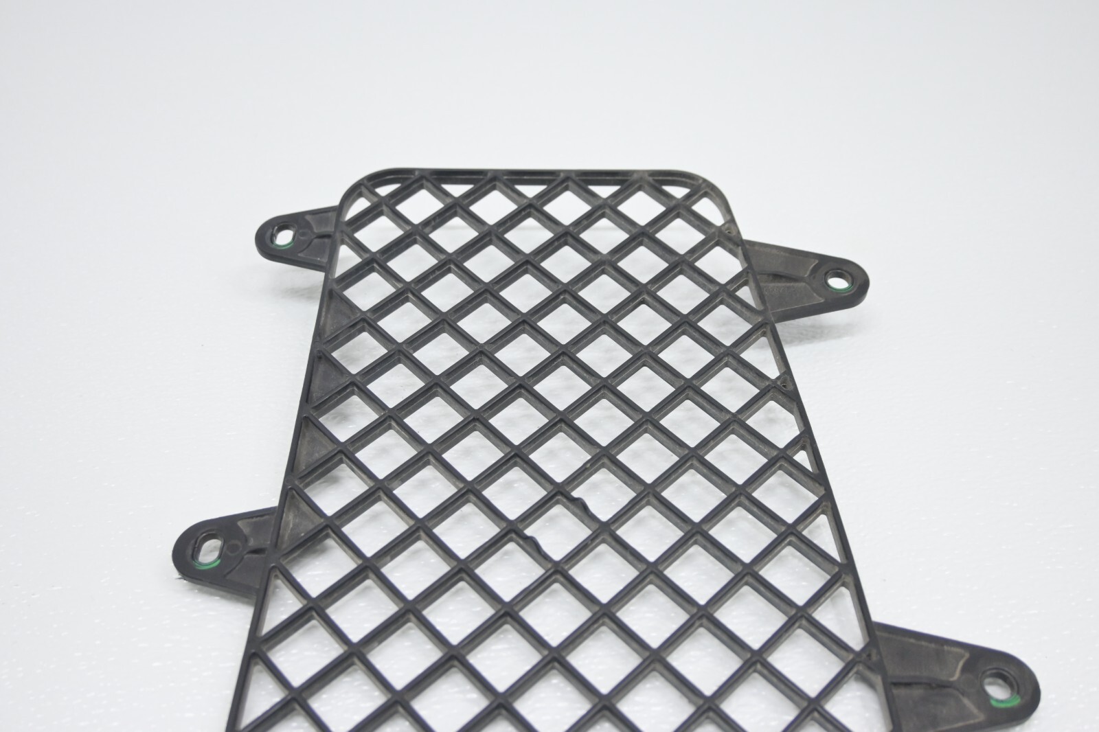 ⭐ 14-20 Maserati Ghibli S Front Bumper Radiator Mesh Grille Insert Molding Oem