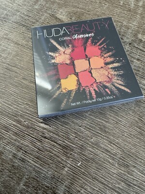 NIB Huda Beauty Eyeshadow Palette Coral Obsessions 0.35 oz