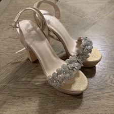 Touch Ups Lily Champagne Heels 7 Dyeables Bridal 4.5  