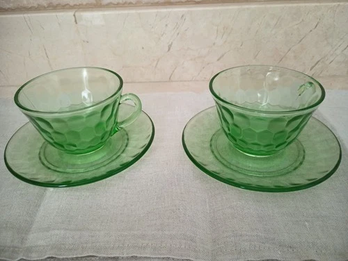 Set of 2 Vintage   Depression  Glass Green Cups & Saucers