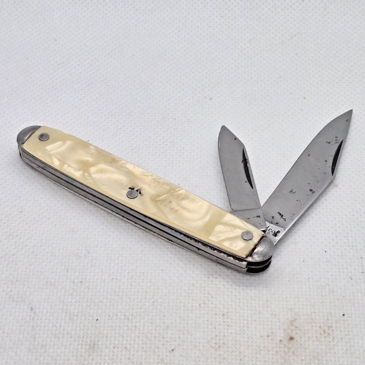 Ivory Carbon Steel Blade Plain Collectible Folding Knives for sale