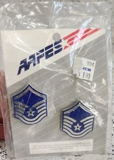 Vintage US Air force AAFES Master Seargeant ? vintage pin New in package