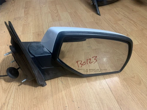 2014-19 Chevrolet Silverado Right Door Mirror White 