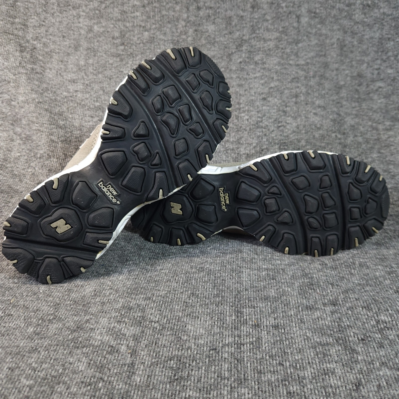 New Balance SL1 801 Slip On Sneakers All Terrain Women's 7B Gray SuedePreowned thumbnail 13