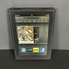 AMAZON KINDLE FIRE 1st Generation 7 inch screen Black Model D01400 w Cords WORKS