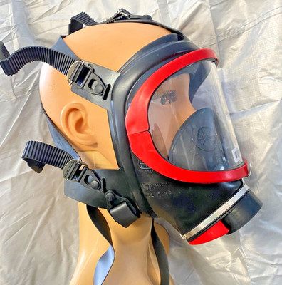 Dräger Panorama Nova Vollmaske M45x3 Bundeswehr Gasmaske inkl. Behälter Dose