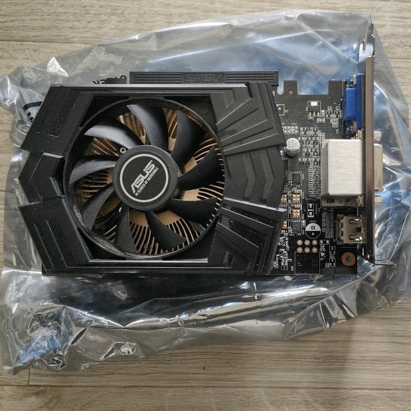 ASUS GeForce GTX750TI 2GB GDDR5 PCIe x16 Video Graphics Card GTX750TI-PH-2GD5