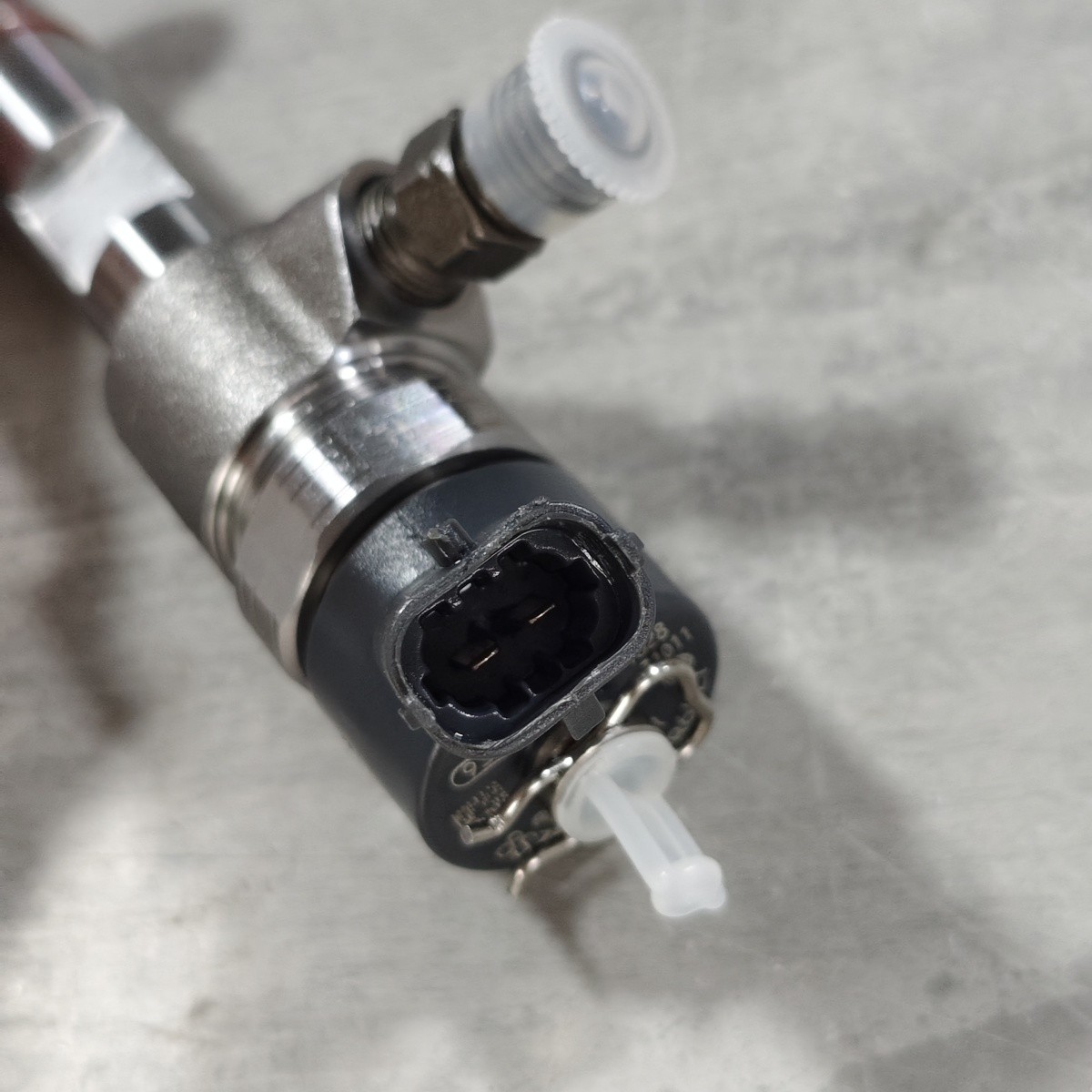 4X Fuel Injector 0445110457 5801470098 for New Holland Iveco Case John Deere 3.4