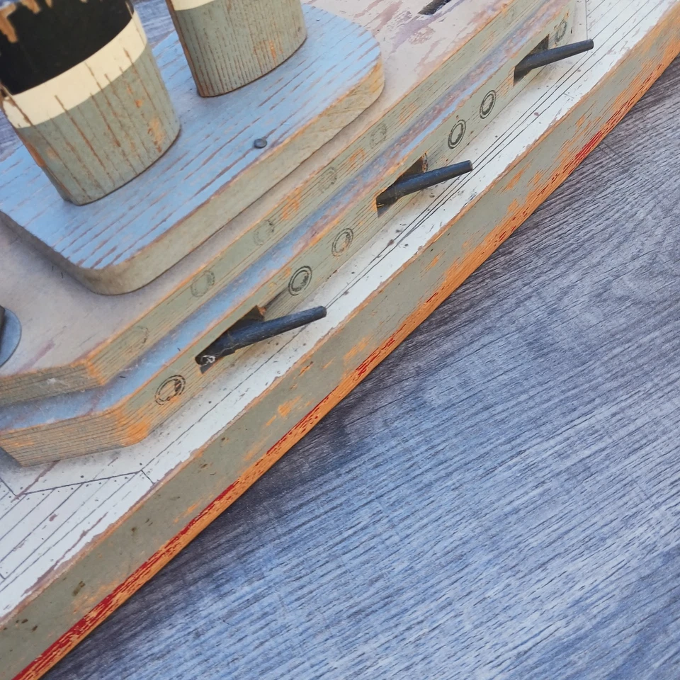 Acorazado vintage Keystone de madera B-22 Foto 4 de 4