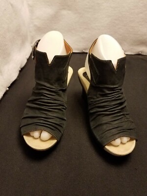 LNWO US6B/Med. Earthies BONAIRE TOO Black Gathered Lea. PEEP TOE 3'' WEDGE HEELS