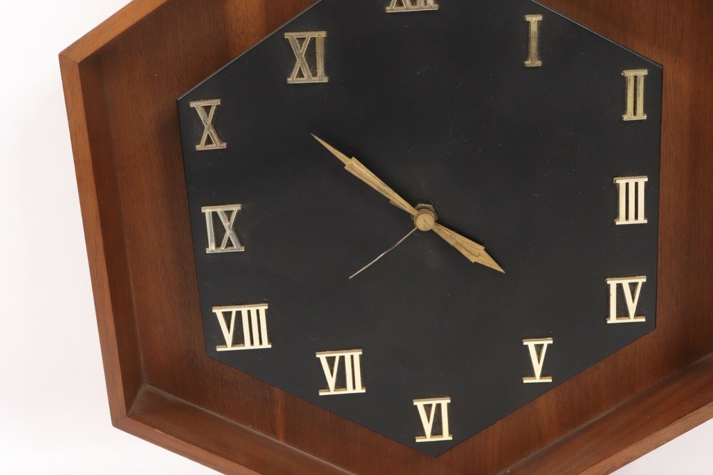 Vtg 70s Mid Century Modern MCM Howard Miller Wood Roman Numeral Wall Clock USA - Thumbnail 5