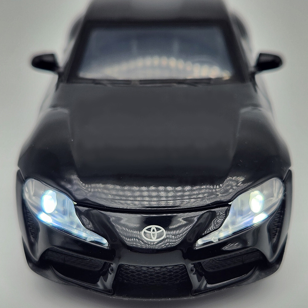 2020 Toyota Supra GR 1:32 Scale Diecast Model in Black
