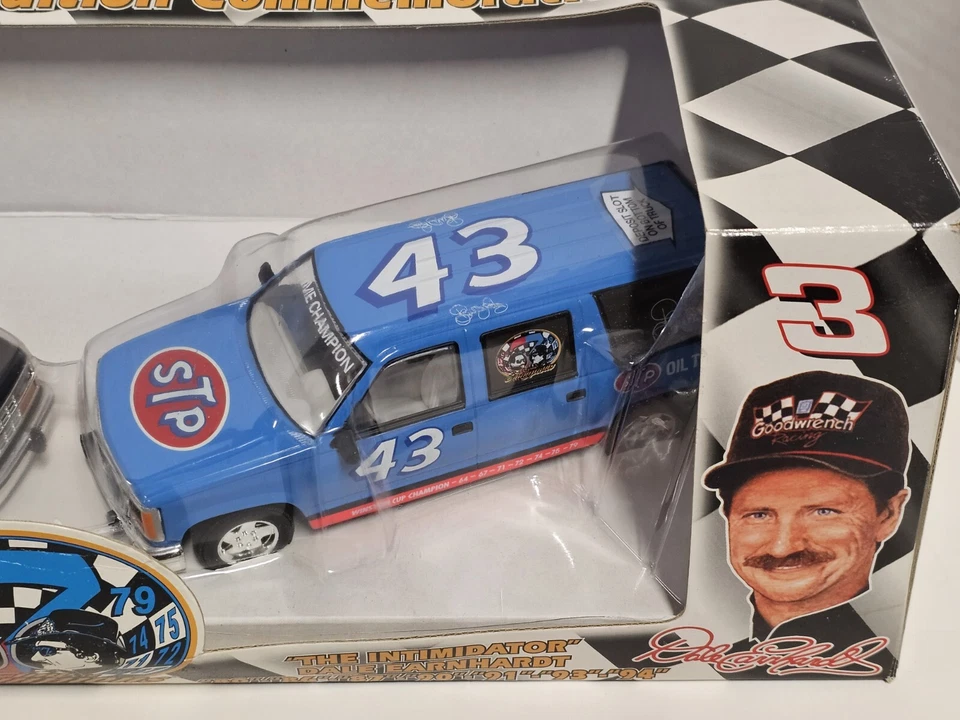 VTG Dale Earnhardt & Richard Petty 1:25 7-Time (2) Diecast Suburban Banks - New - Image 4 of 4