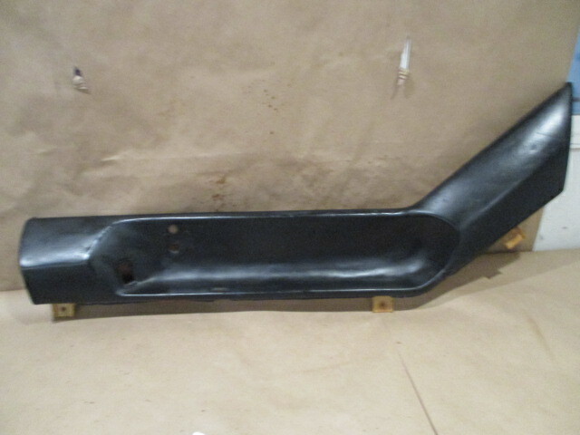 Ferrari 348 - RH Door Central Trim Panel  - P/N 62154400