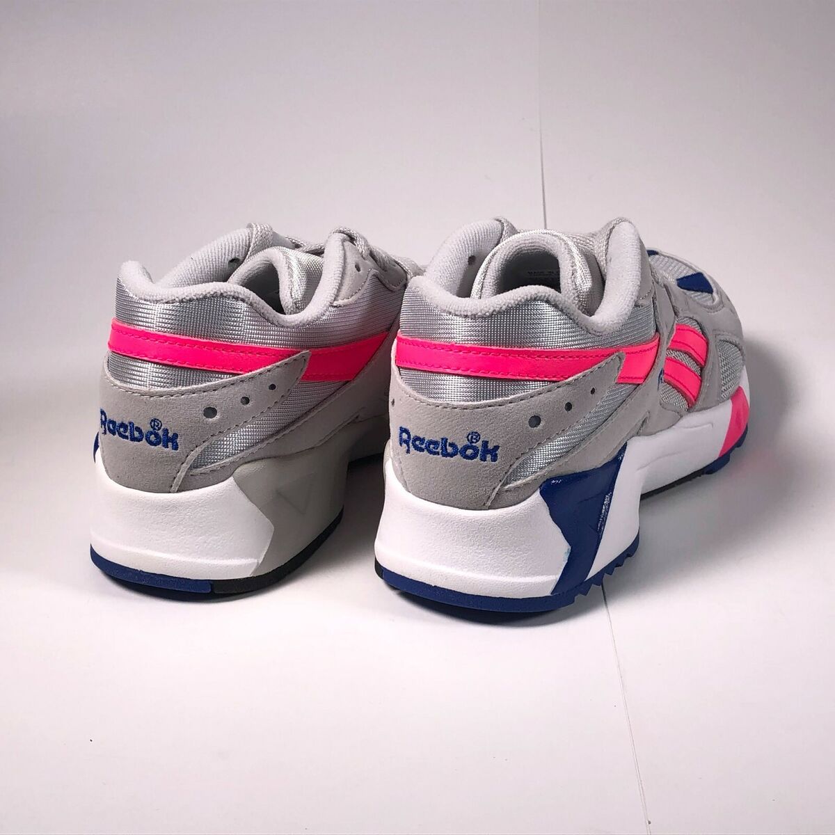 Size 4 Unisex / Youth / Women&#039;s 5.5 Reebok Sneakers DV3941 Grey/Pink/Blue |