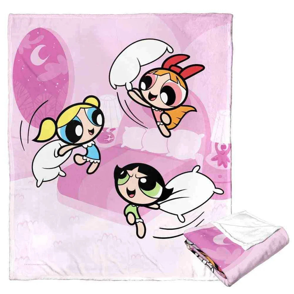 Warner Bros. Powerpuff Girls Super Powered Pillowfight Cozy Fleece Blanket