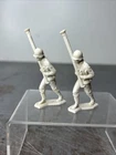 Lot Of 2 Vintage White Marx Figures German Bazooka Soldiers Navarone Battle