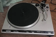 Technics SL-Q3 Direct Drive Fully Auto Turntable Quartz Vintage Japan