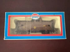 Model Power Wide Vision Caboose W/box