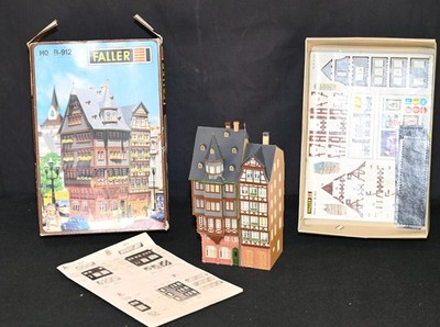 Faller B-912 HO Scale City Town House ''Großer Engel'' Model Kit Partially Built