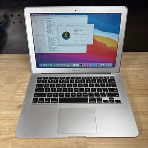 美品】Apple MacBook Air (Early 2015) シルバー Apple MacBook Air 13