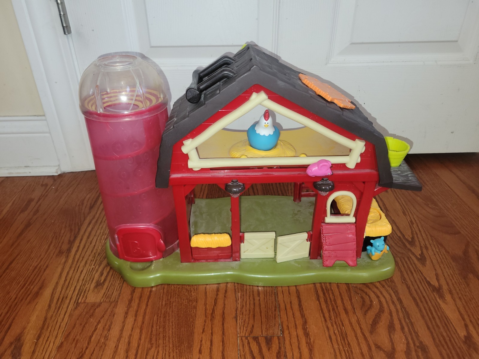 Baa Baa Barn by B Toys Lights and Sounds Musical Toy Farm Ba