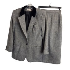 Walker  Lane Vintage Herringbone Skirt Suit Set Wool Blend Women's size XS/S