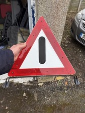 1987-95 Mercedes W124 Emergency Warning Triangle K23616