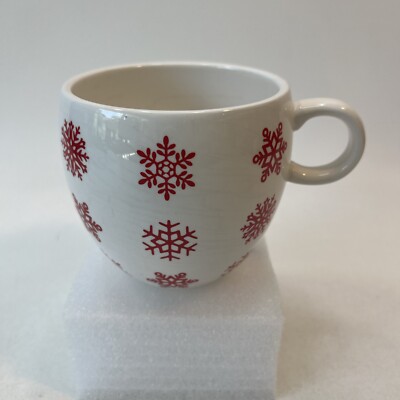 SNOWFLAKE SURPRISE COFFEE MUG Bed, Bath & Beyond - Nice!